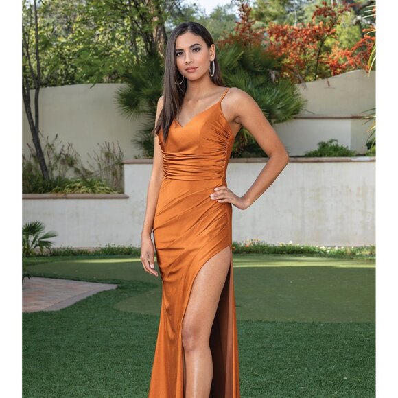 New Long Sheath Sleeveless Ruched Formal Dress w/ Leg Slit & V-Neck DQ 4288 - Picture 7 of 9